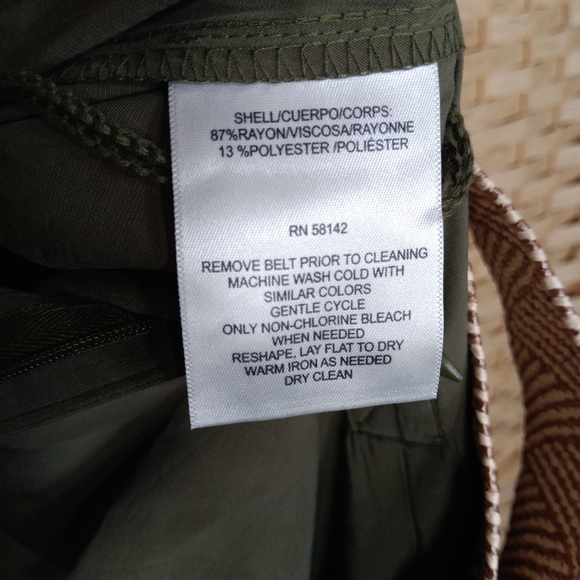 London Times Rayon Wide-leg V-neck Jumpsuit - Textured Belt - Olive NWT - Picture 8 of 9